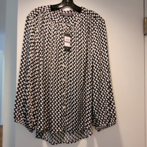 Tommy Hilfiger Tops - Tommy Hilfiger black blouse